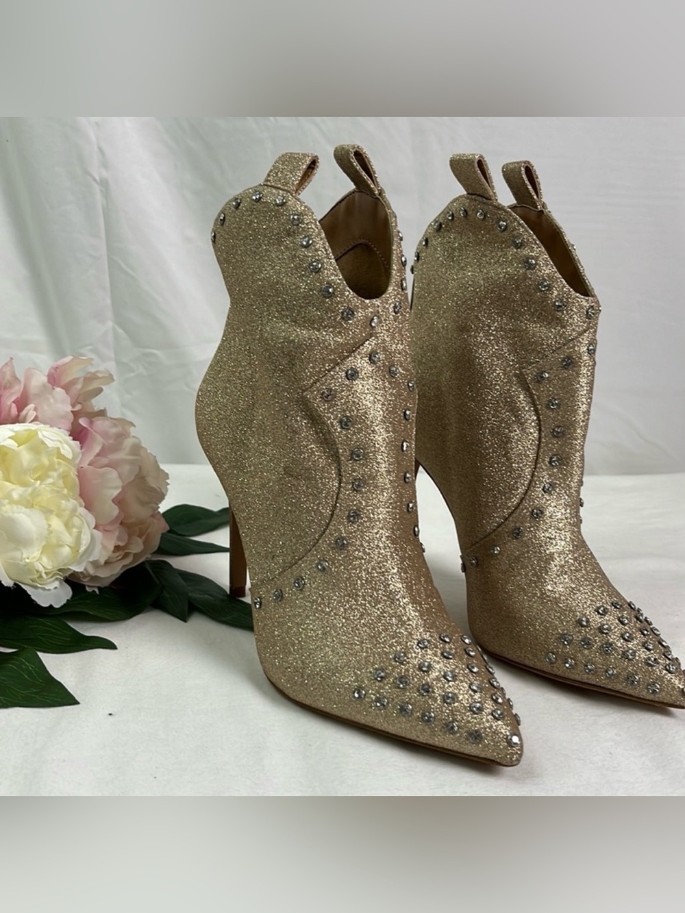 JESSICA SIMPSON Gold Glitter Dress Boots Stiletto Gem Pointed Pixillez 6M NWOB - Picture 2 of 4